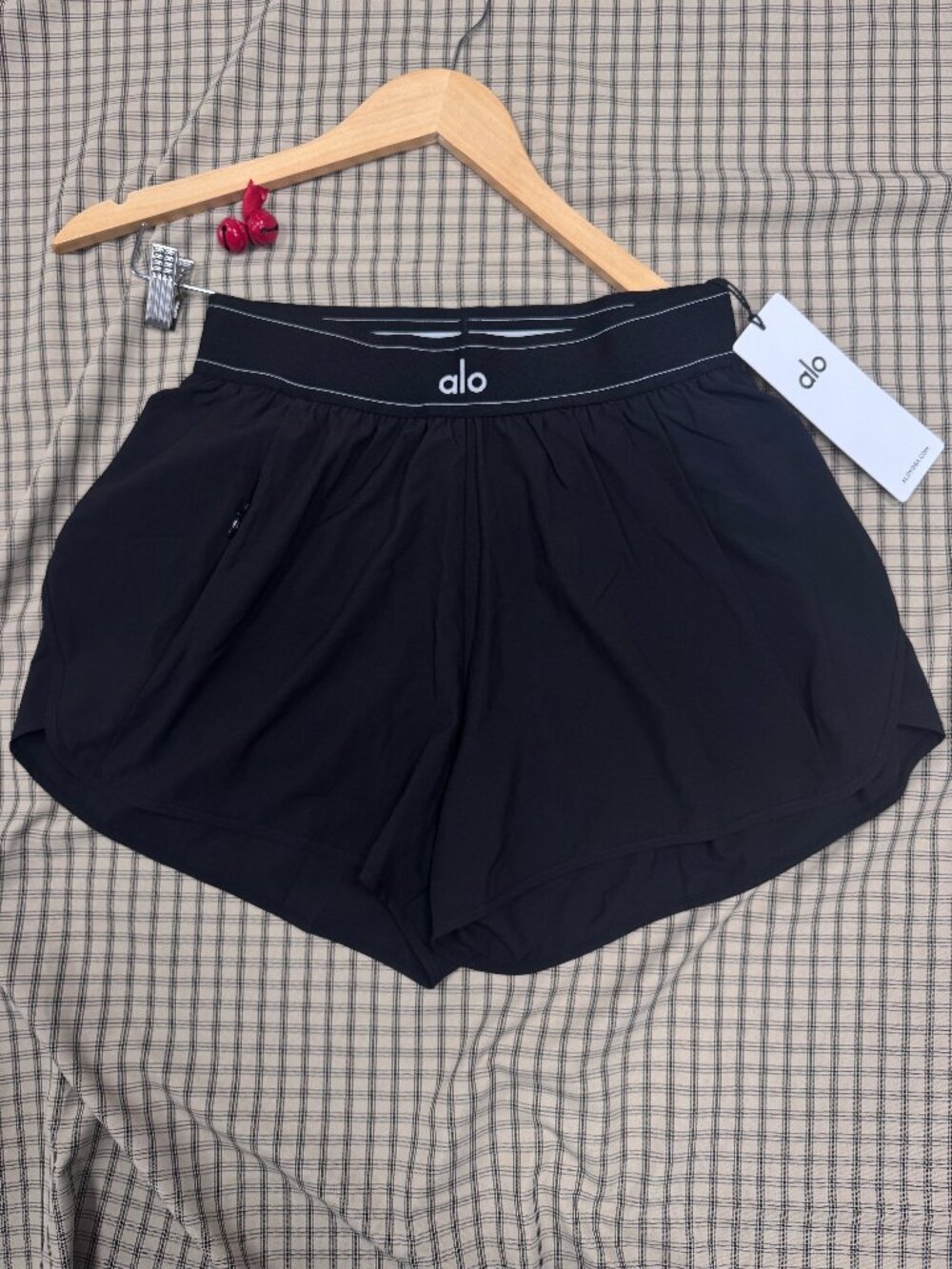 π₯ALO Yoga Match Point Short Black NWT | Chic Tennis | Golf Shorts πΊ - Picture 3 of 8